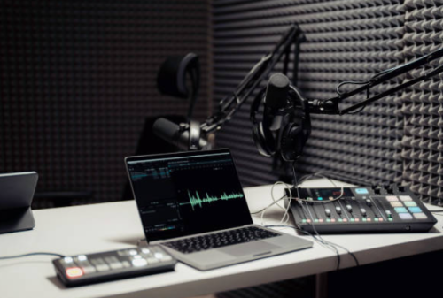 Why Sharing Your Music on Multiple Platforms Increases Your Audience